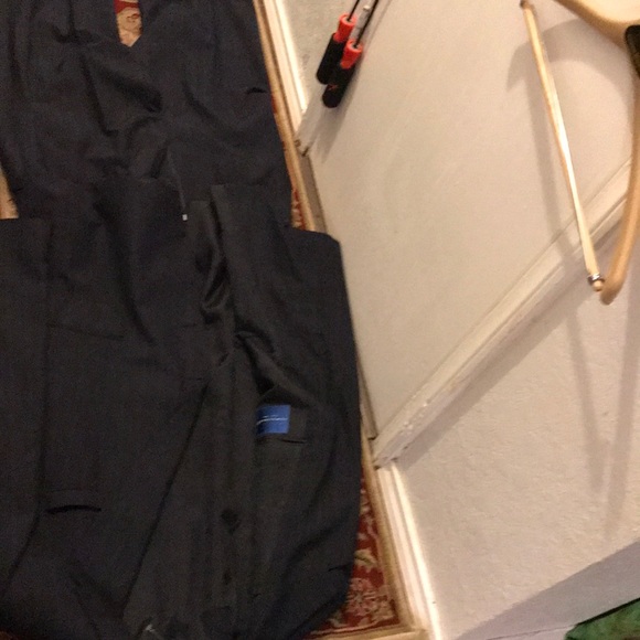 Towncraft 2-Piece Suit - Picture 7 of 8